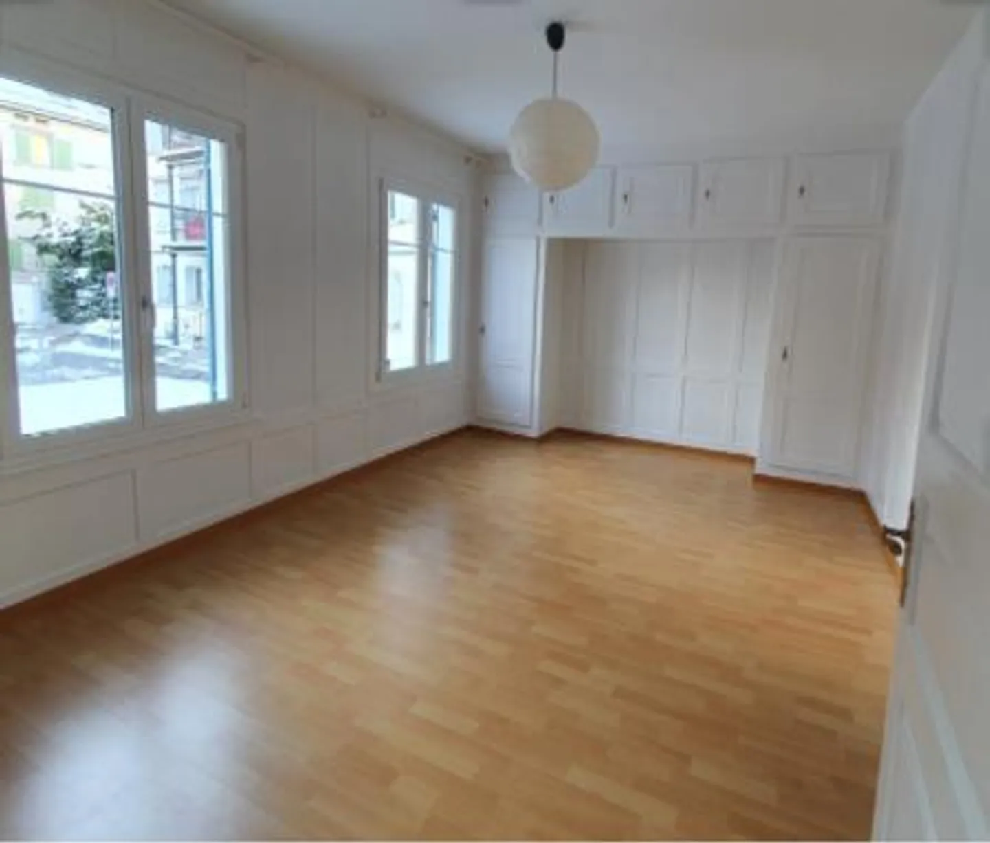 Appartement spacieux et ensoleillé de 5 pièces à louer - Photo 5 sur 9