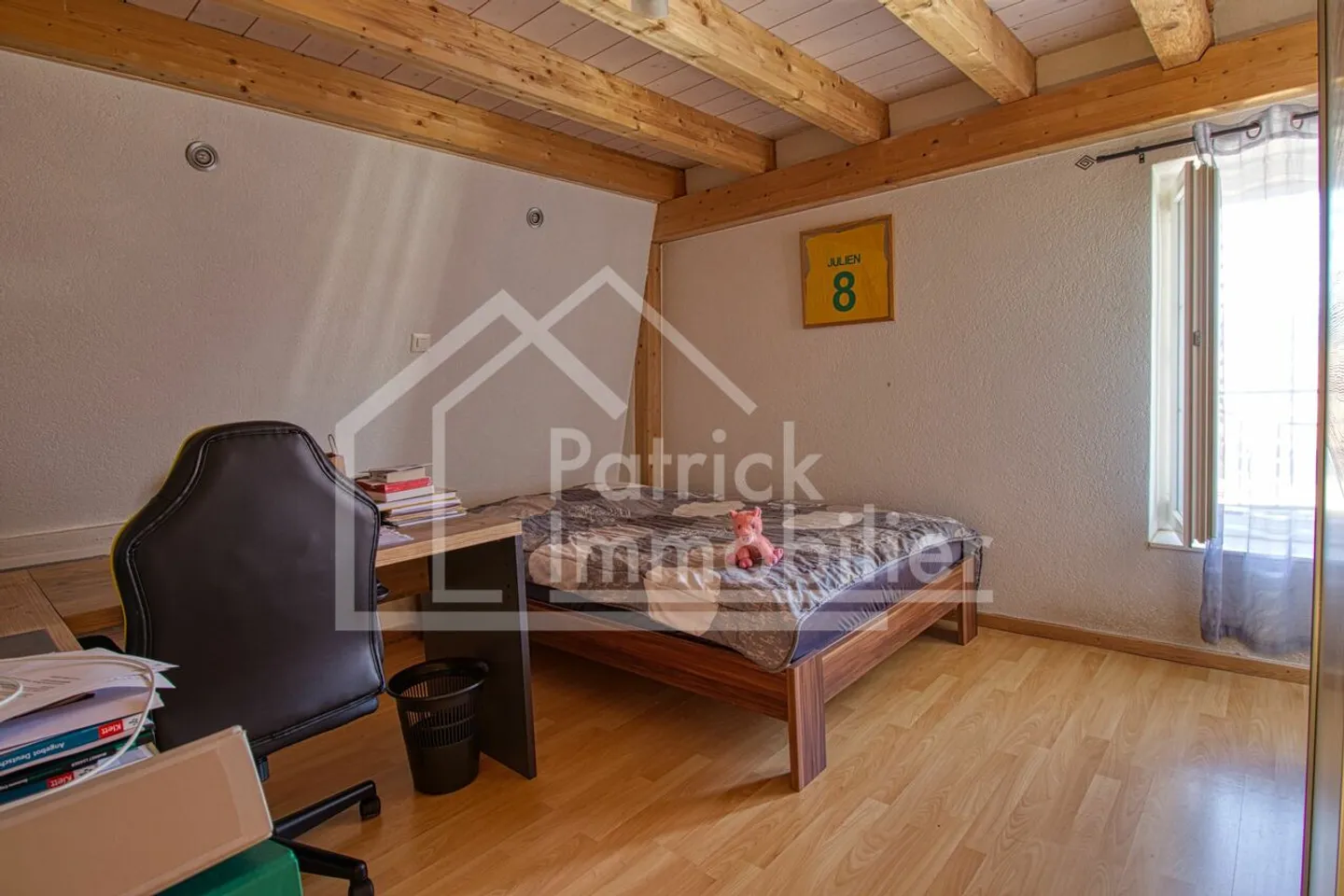 Immeuble d'habitation avec café restaurant - Photo 7 sur 13