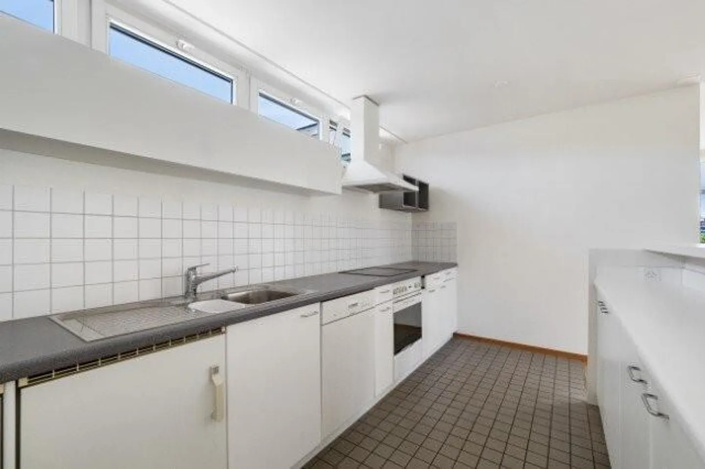 MIETEN OHNE KAUTION - Ihre perfekte Zwischenlösung in Dättwil - Foto 2 von 8