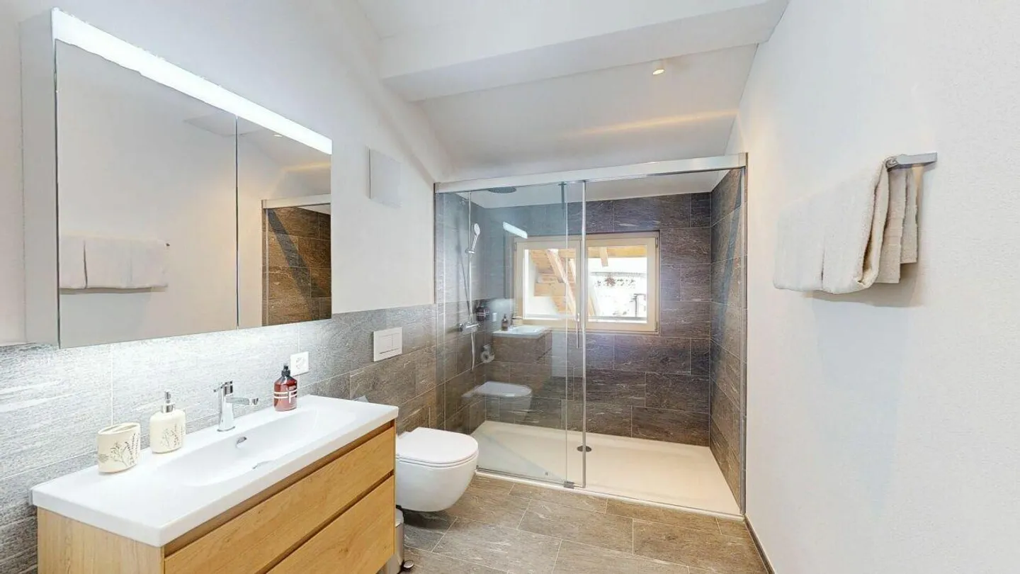 Exklusives Chalet in Savognin - Foto 9 von 14