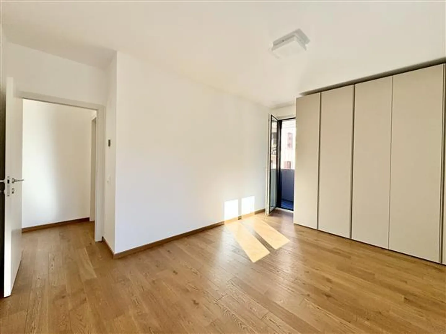 Lugano: 2,5-Zimmer-Wohnung - Foto 7 von 10