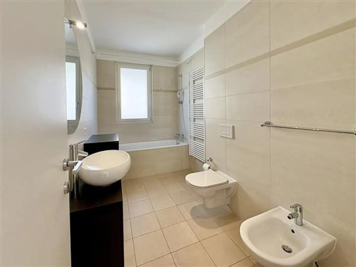 Lugano: 2,5-Zimmer-Wohnung - Foto 8 von 10