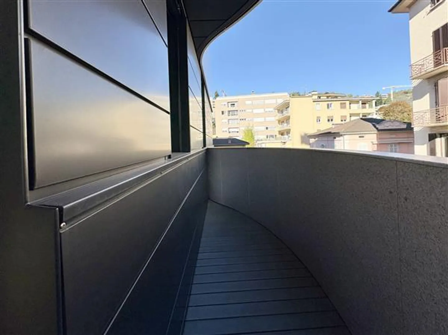 Lugano: 2,5-Zimmer-Wohnung - Foto 9 von 10