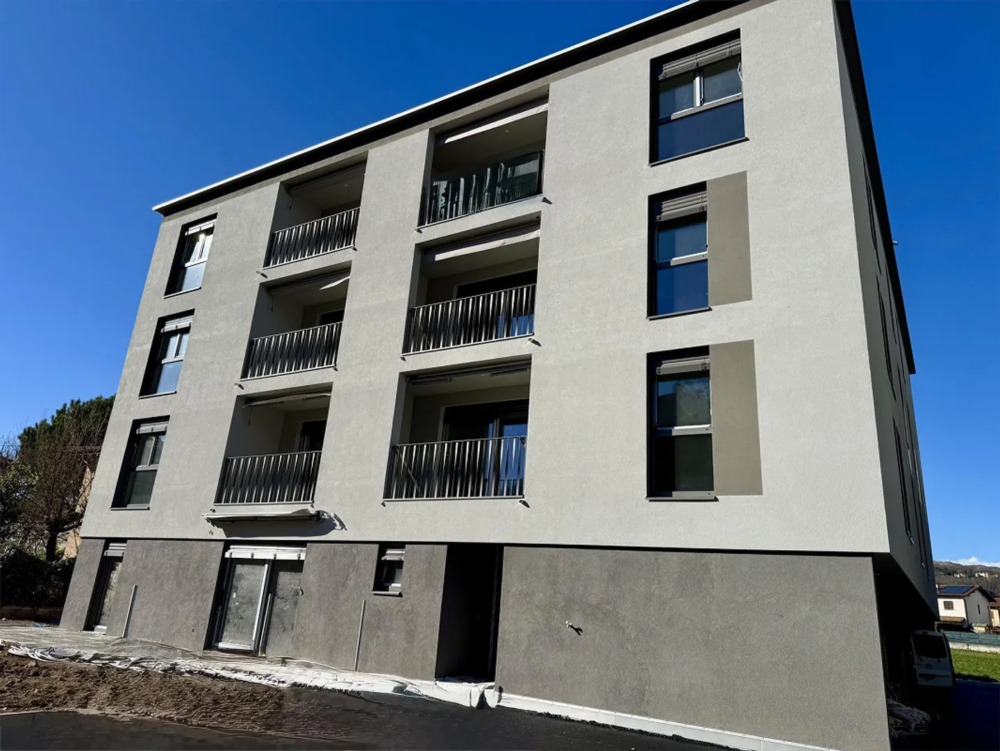 Neue Elegante Residenz – Eine neue Art zu leben entsteht in Stabio - Foto 2 von 9