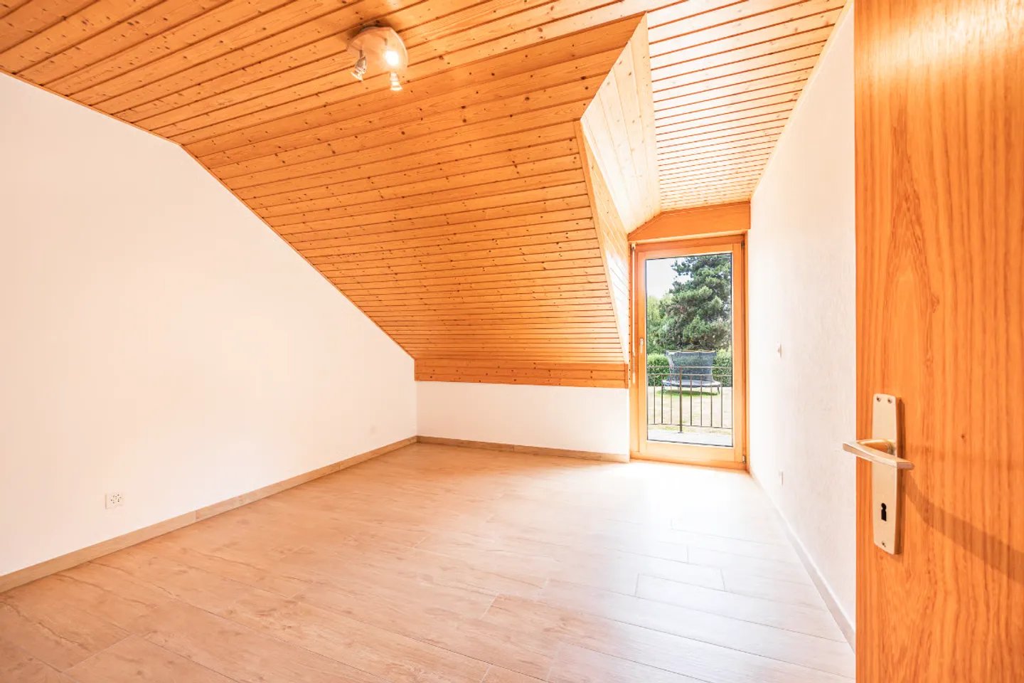 Objet rare à Bulle : Maison de ville avec 4½ pièces et garage - Photo 9 sur 13