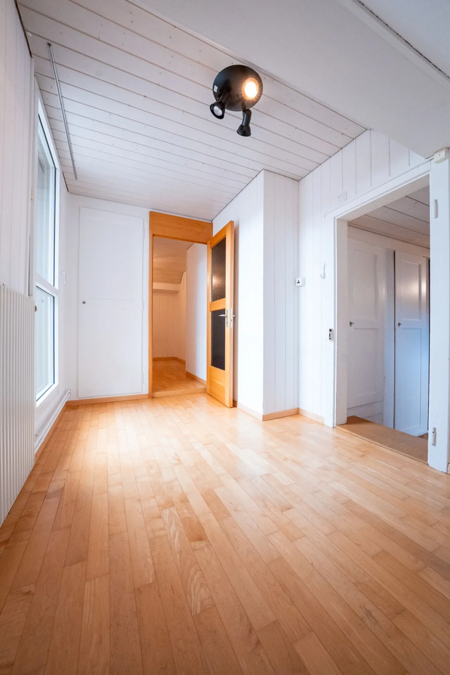 Appartement en penthouse spacieux de 3,5 pièces - Photo 12 sur 21