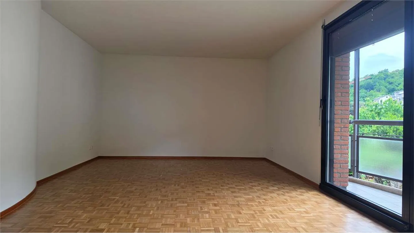 Appartement 3.5 pièces à Lugano Canobbio - Photo 2 sur 8