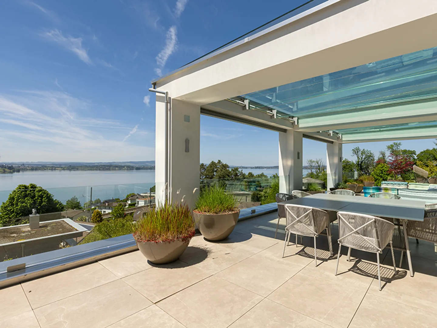 The View | Villa - Photo 5 of 13