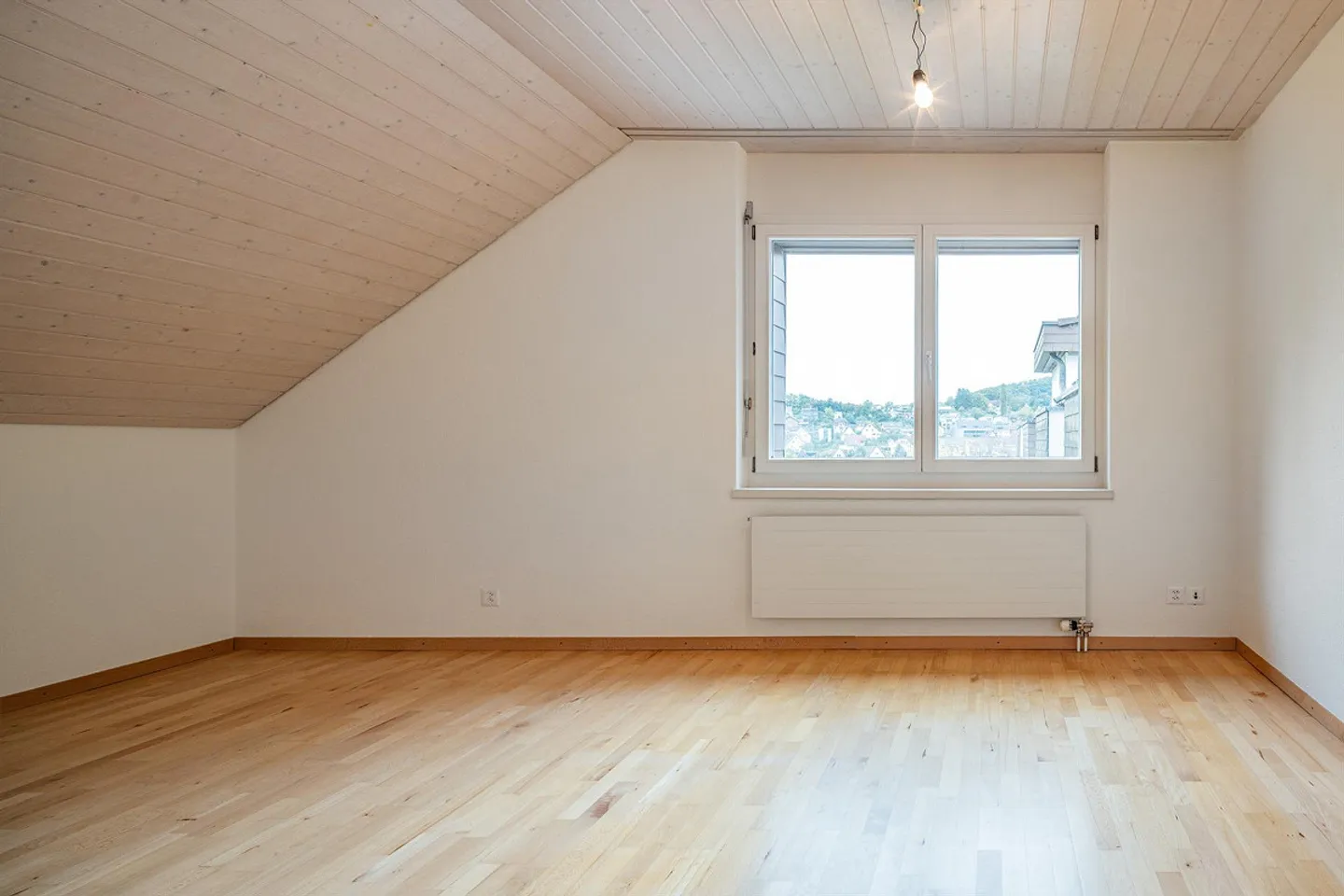 Grosse helle Wohnung mit Balkon - 72 qm Wohnfläche - 2, Zimmer - Foto 5 von 9