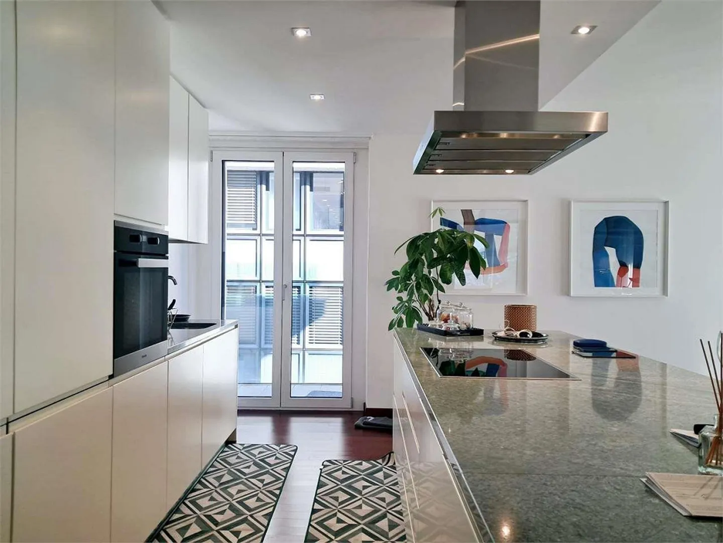 Lugano : appartement élégant et moderne de 4,5 pièces au centre - Photo 5 sur 12