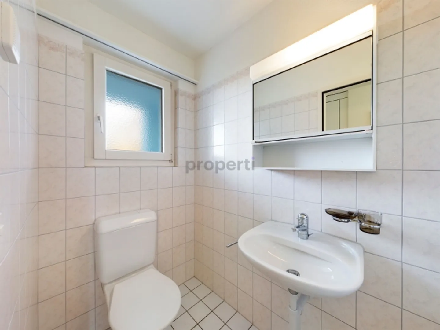 Incantevole e accogliente appartamento maisonette 4.5 su due piani a Wetzikon - Foto 8 di 10