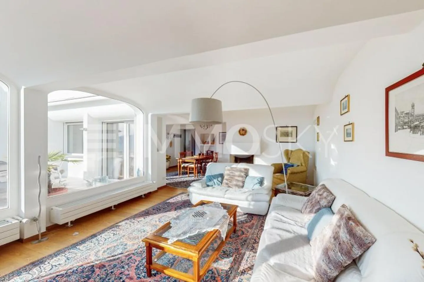 Stunning Duplex with Panoramic Views - Photo 2 of 5