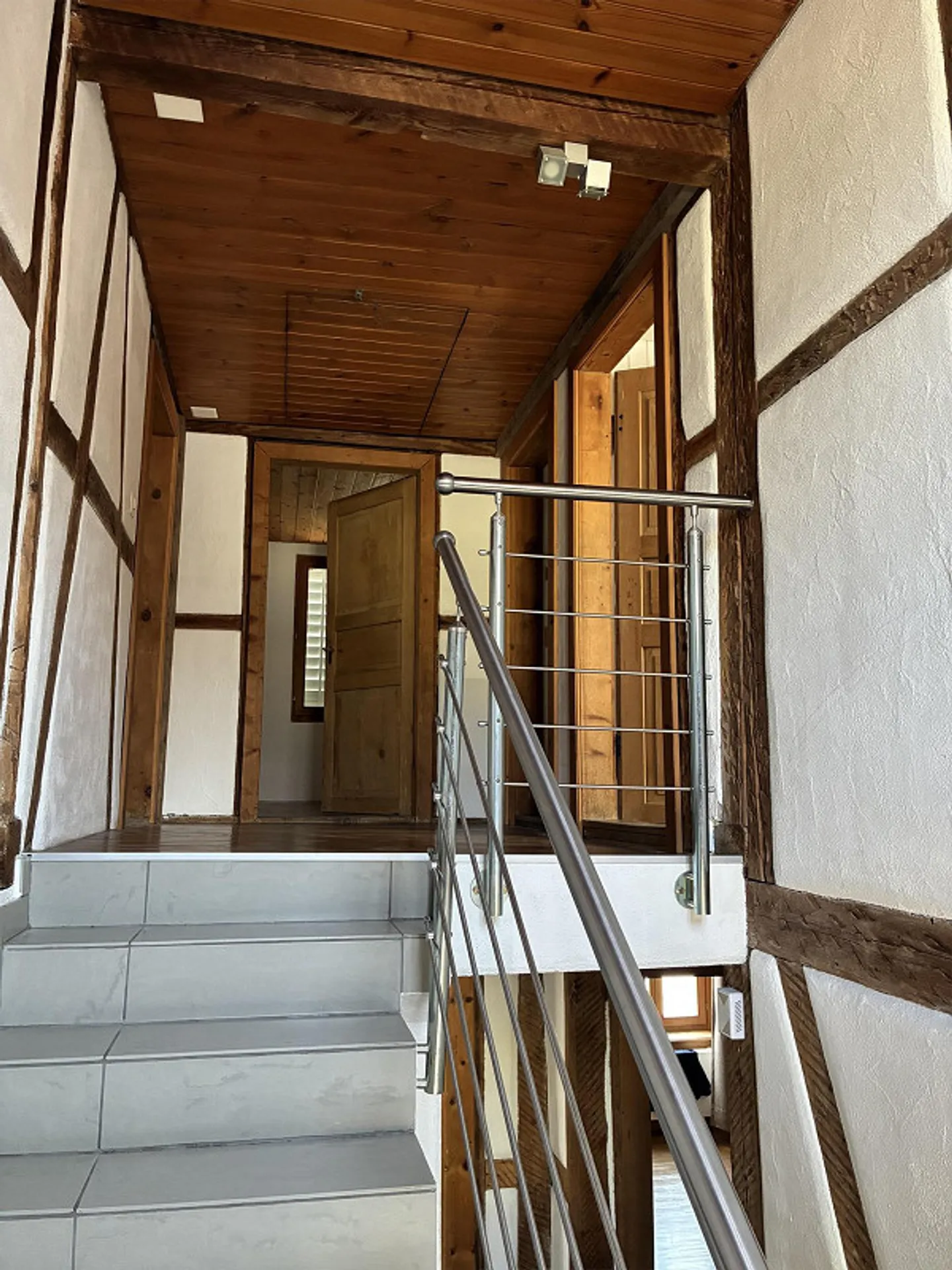 Cozy House - Photo 16 of 23