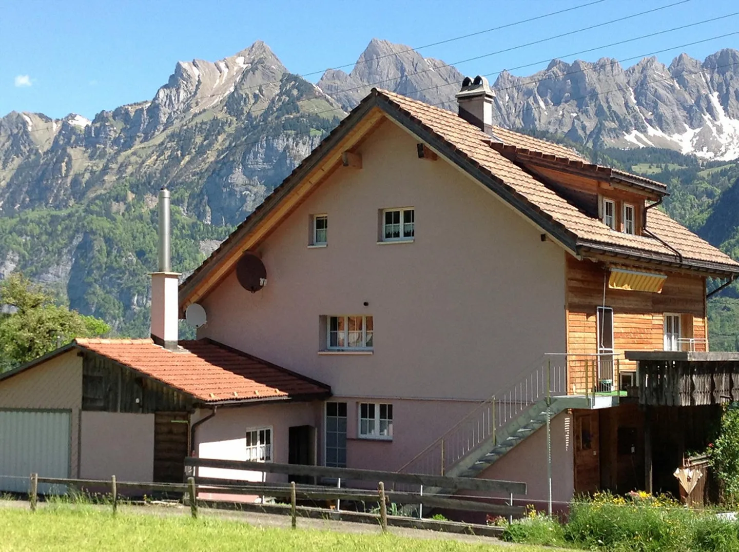 Belle appartement ensoleillé de 2,5 pièces - Photo 1 sur 5