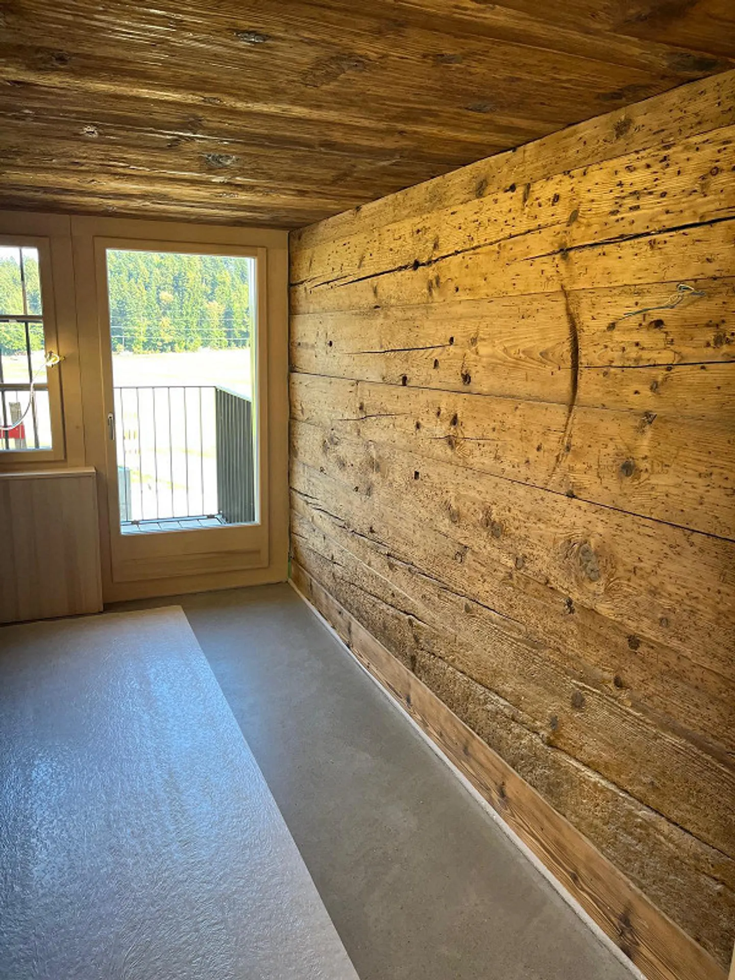 Living with History: Restored Farmhouse from 1617 - Photo 7 of 13