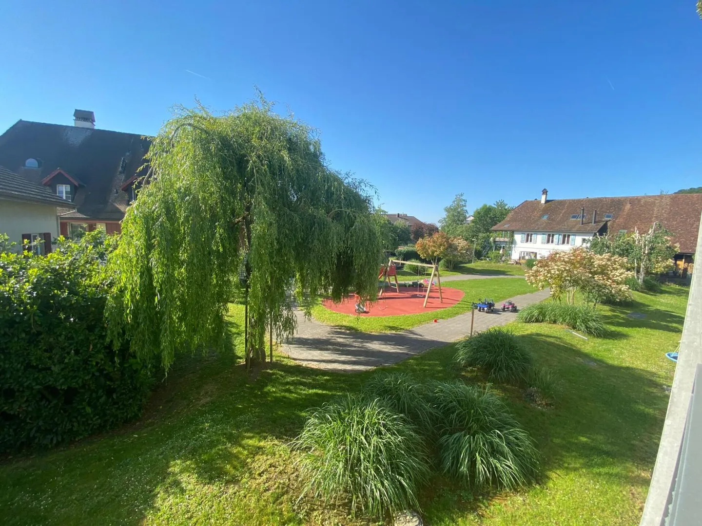 4.5-room apartment with balcony on the 1st floor - Photo 7 of 7