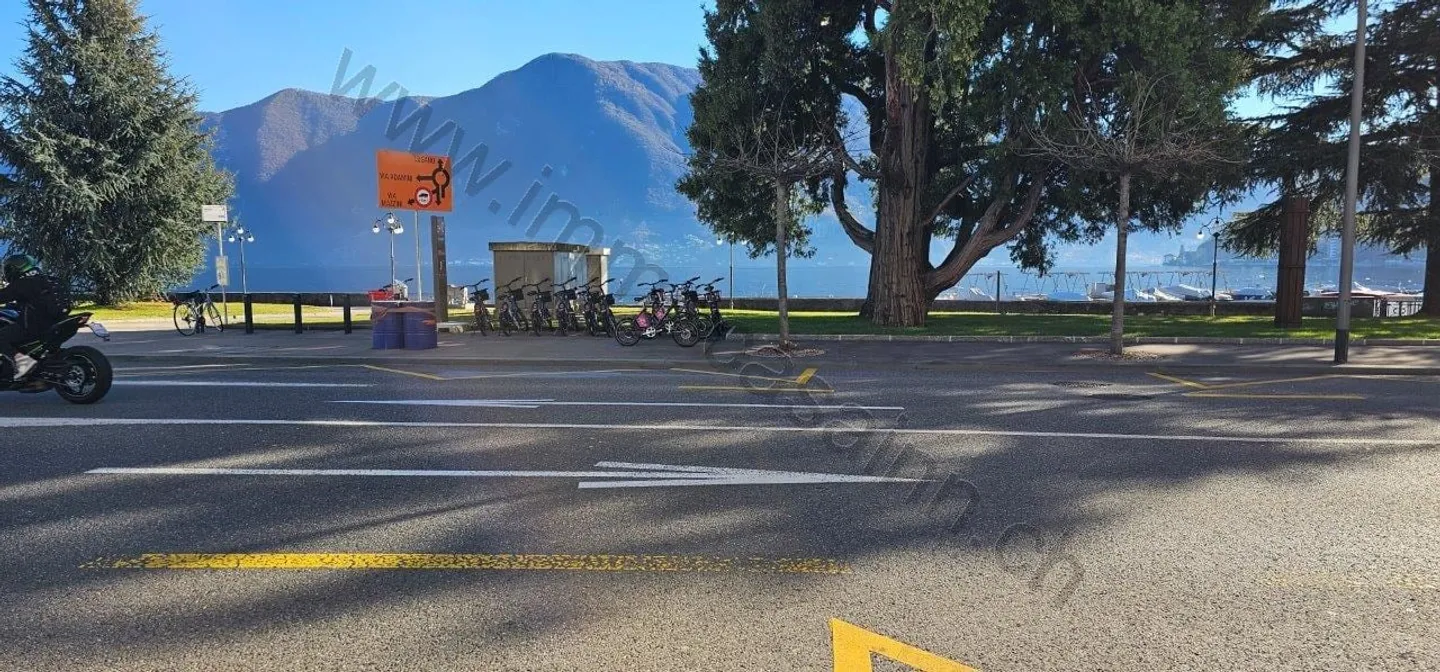 Retail space/store with lake view in Lugano center - Photo 4 of 4