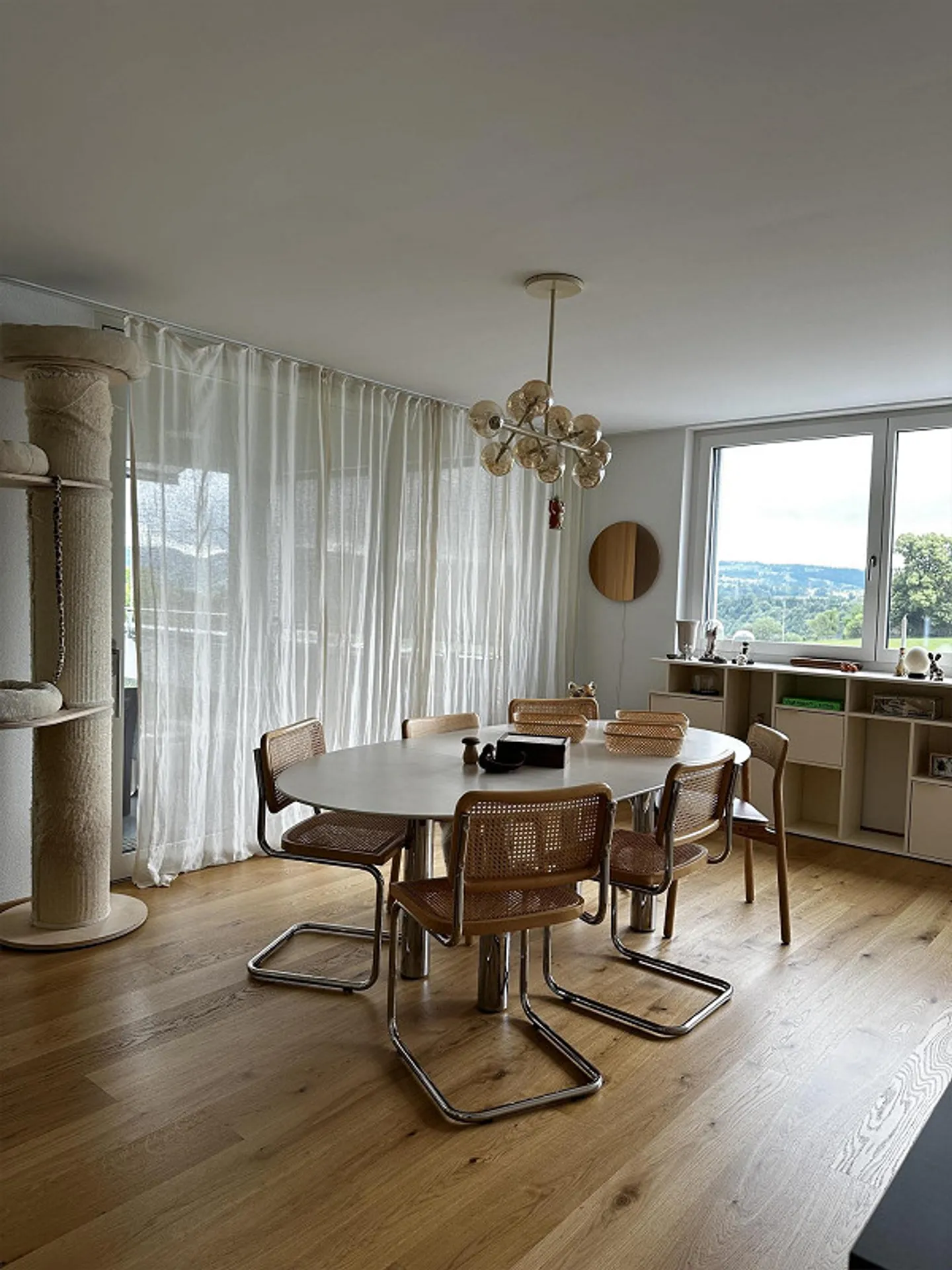 Appartement moderne et spacieux de 3,5 pièces avec jardin sur le toit et soleil du soir - Photo 8 sur 15