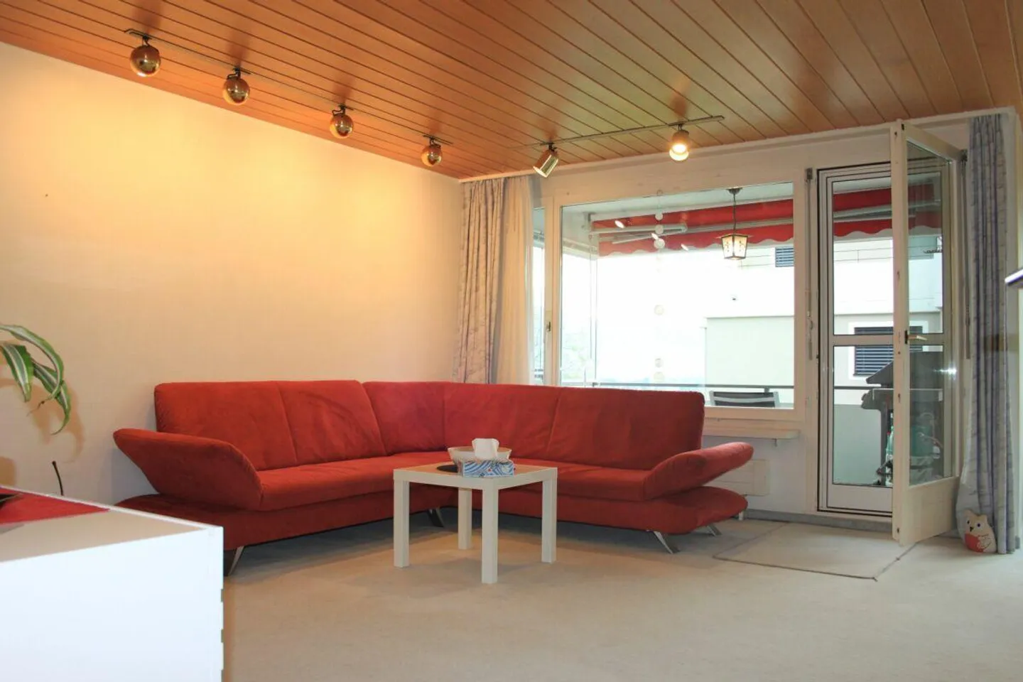 Geräumige Wohnung mit Balkon - Foto 1 von 15