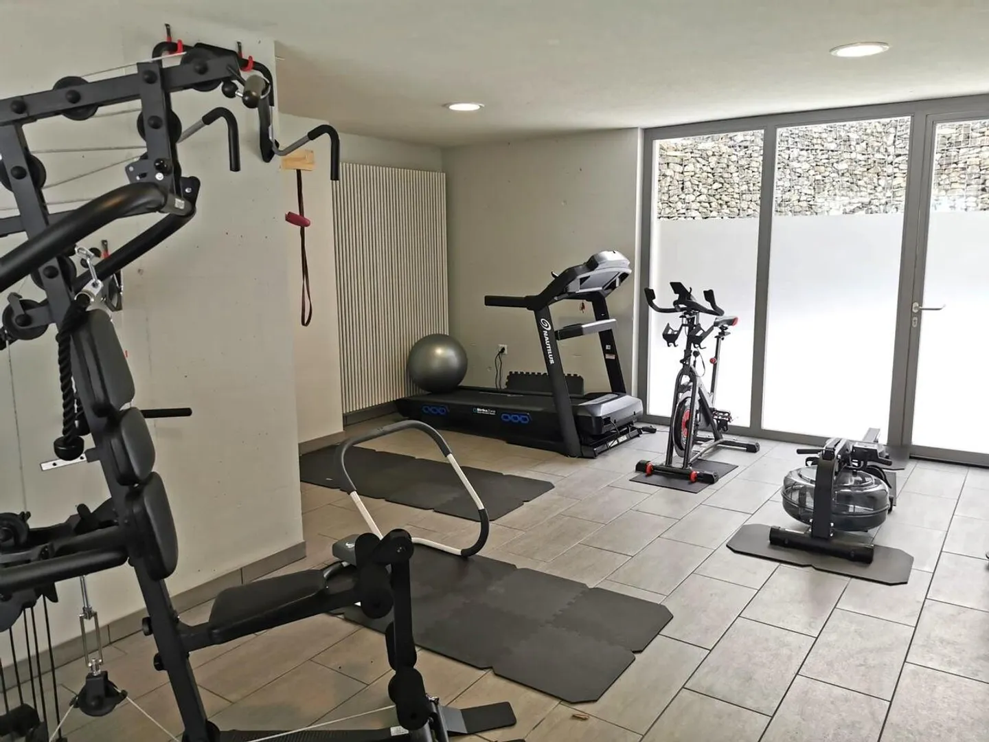 La Cézille, nelle alture di Begnins - Bellissimo appartamento duplex con vista sul lago e sulla valle - Foto 12 di 14