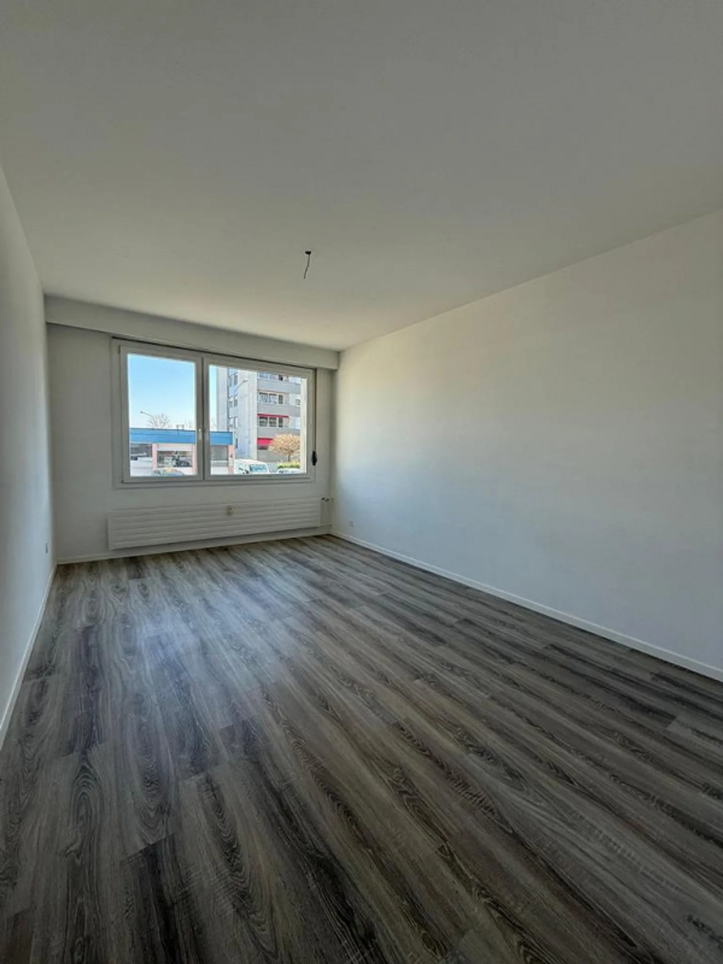 Appartement lumineux de 3,5 pièces au 1er étage avec balcon - Photo 6 sur 11