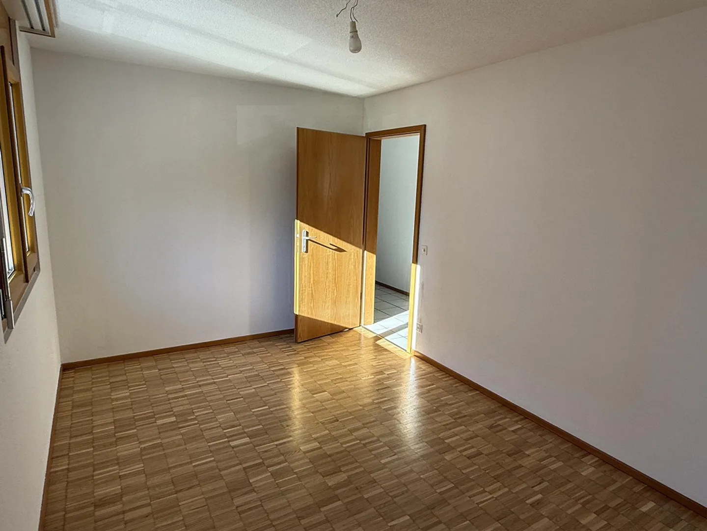 Bright 4.5-room apartment (105sqm) in Pregassona. - Photo 11 of 12