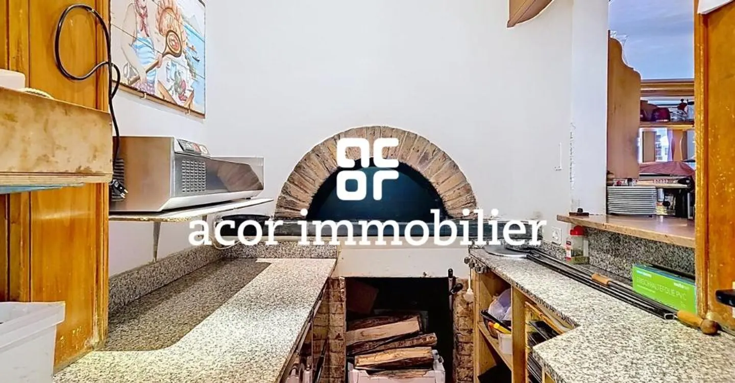 Ristorante iconico a Sierre: Muri, attività commerciale e attrezzature! - Foto 6 di 10