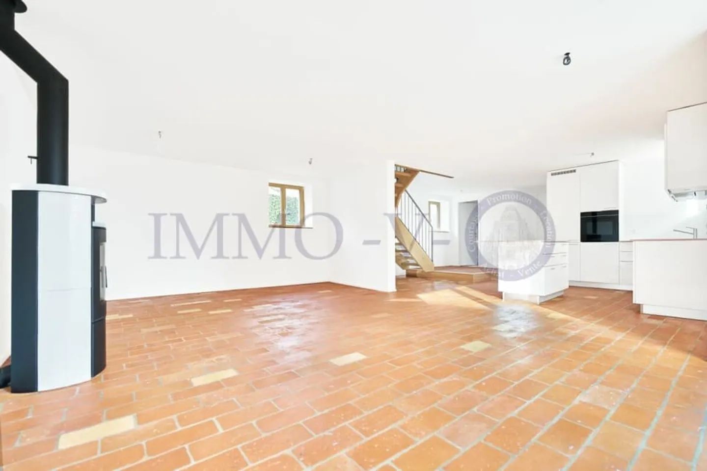 NEW HIGH-STANDARD HOUSE WITH TERRACE IDEAL FOR FAMILY - Photo 2 of 8