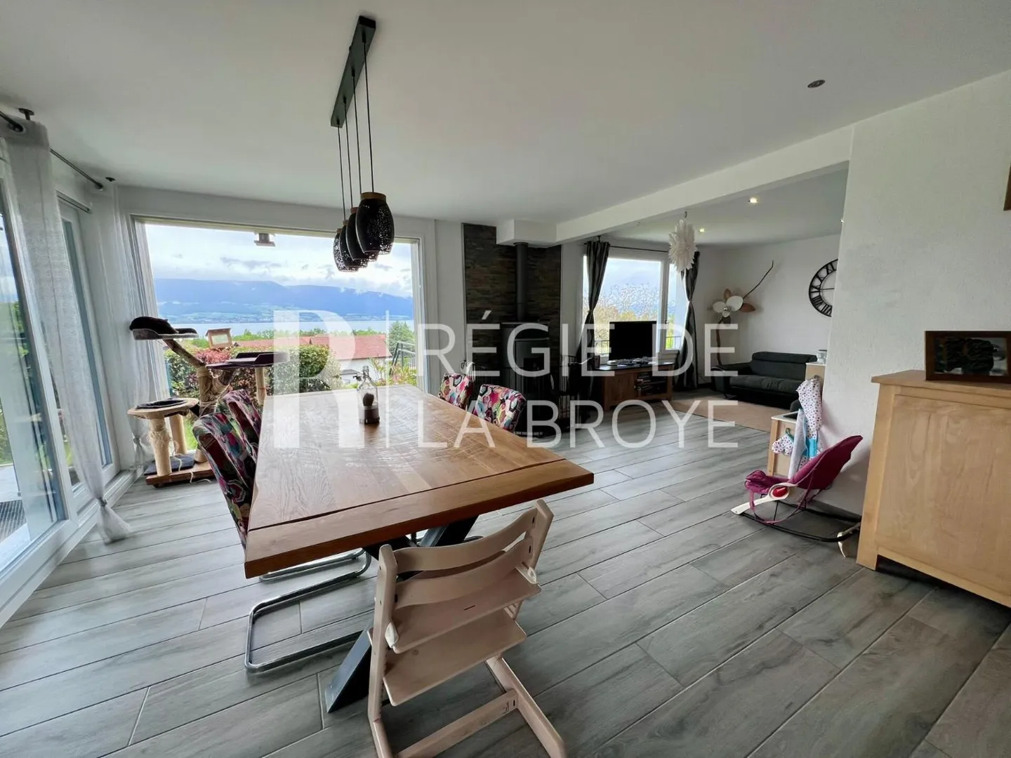 Bella villa indipendente di 4,5 stanze con studio indipendente a Font - Foto 5 di 13