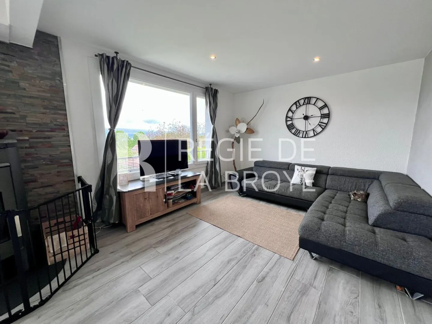 Bella villa indipendente di 4,5 stanze con studio indipendente a Font - Foto 8 di 13