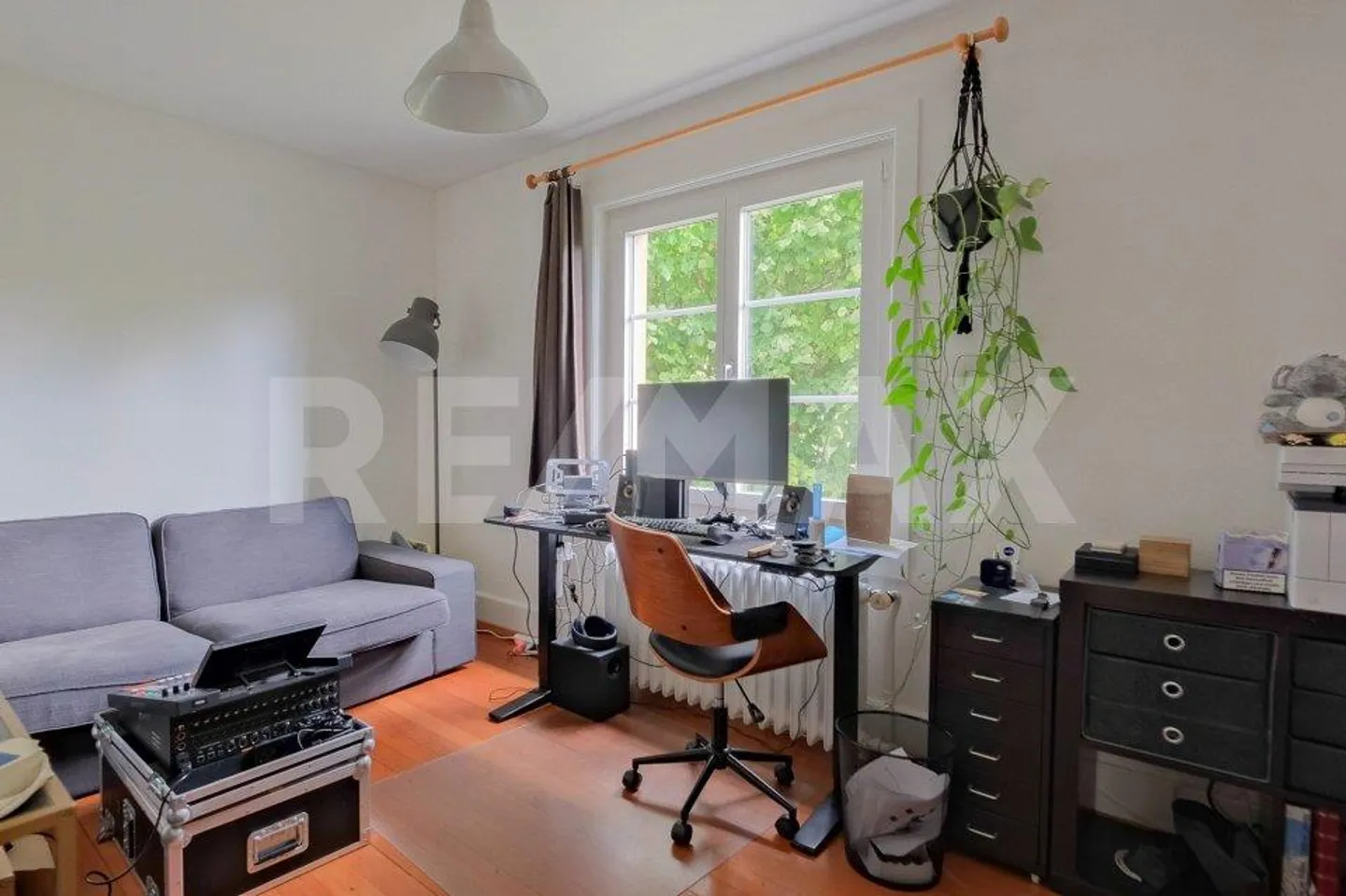 Casa unifamiliare indipendente di 5,5 stanze - tranquilla, soleggiata e centrale - Foto 5 di 11