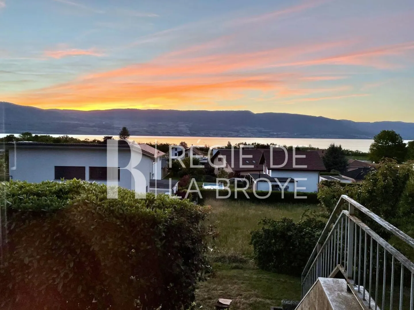 Bella villa indipendente di 4,5 stanze con studio indipendente a Font - Foto 6 di 13