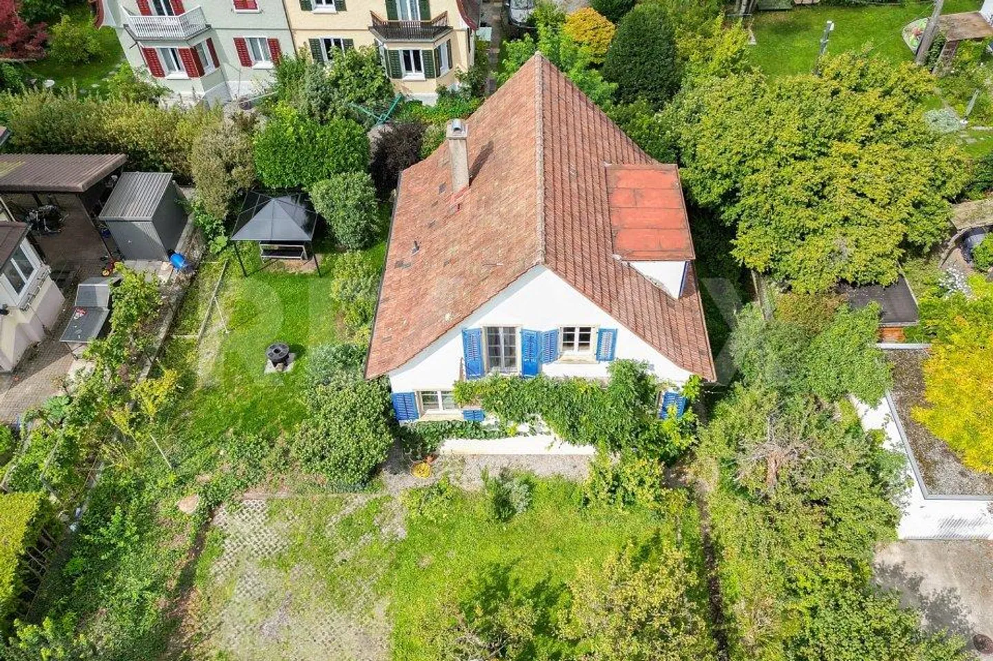 Casa unifamiliare indipendente di 5,5 stanze - tranquilla, soleggiata e centrale - Foto 11 di 11