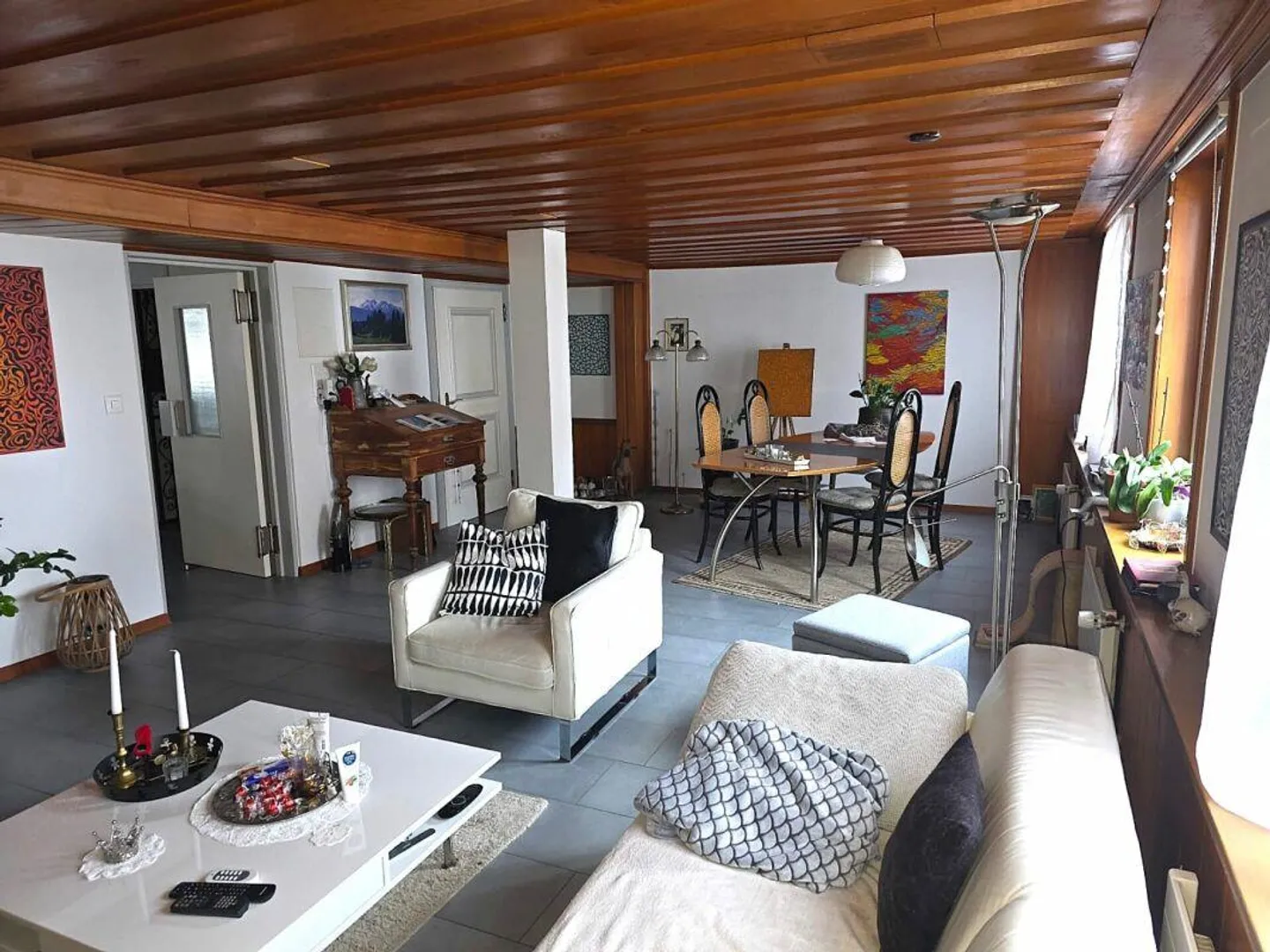 Spacious 4.5 Room Apartment - Photo 1 of 12