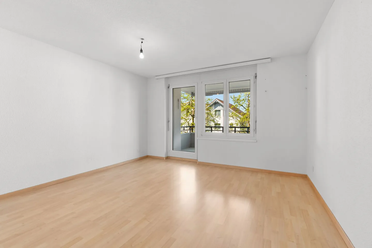 Appartamento 3,5 locali in un quartiere residenziale ben curato - Foto 3 di 8