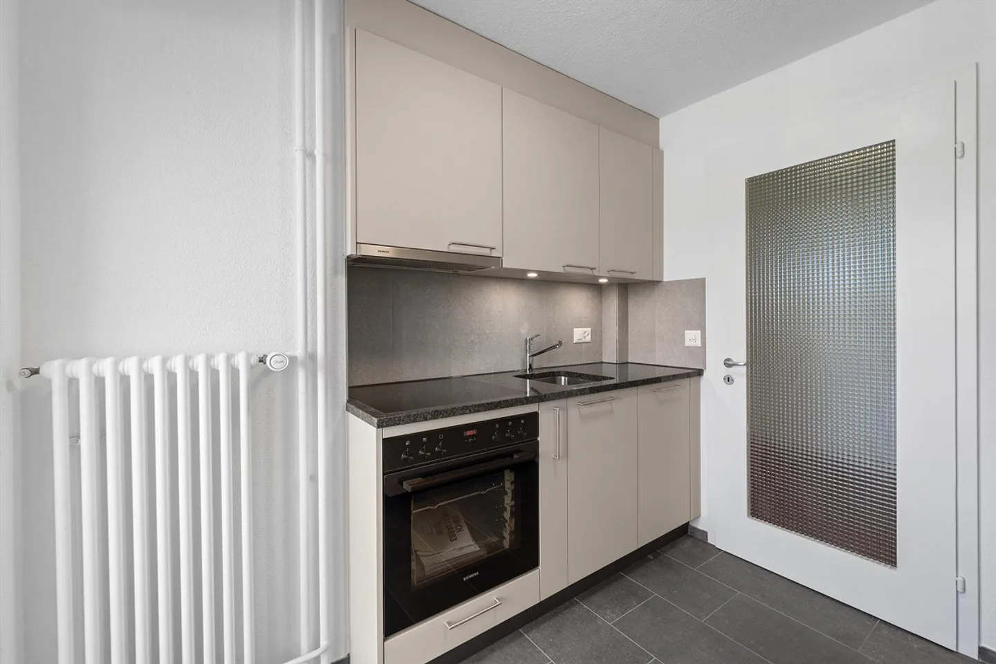 Appartamento al piano terra di 2 camere da letto in affitto a Wöschnau - Foto 5 di 11