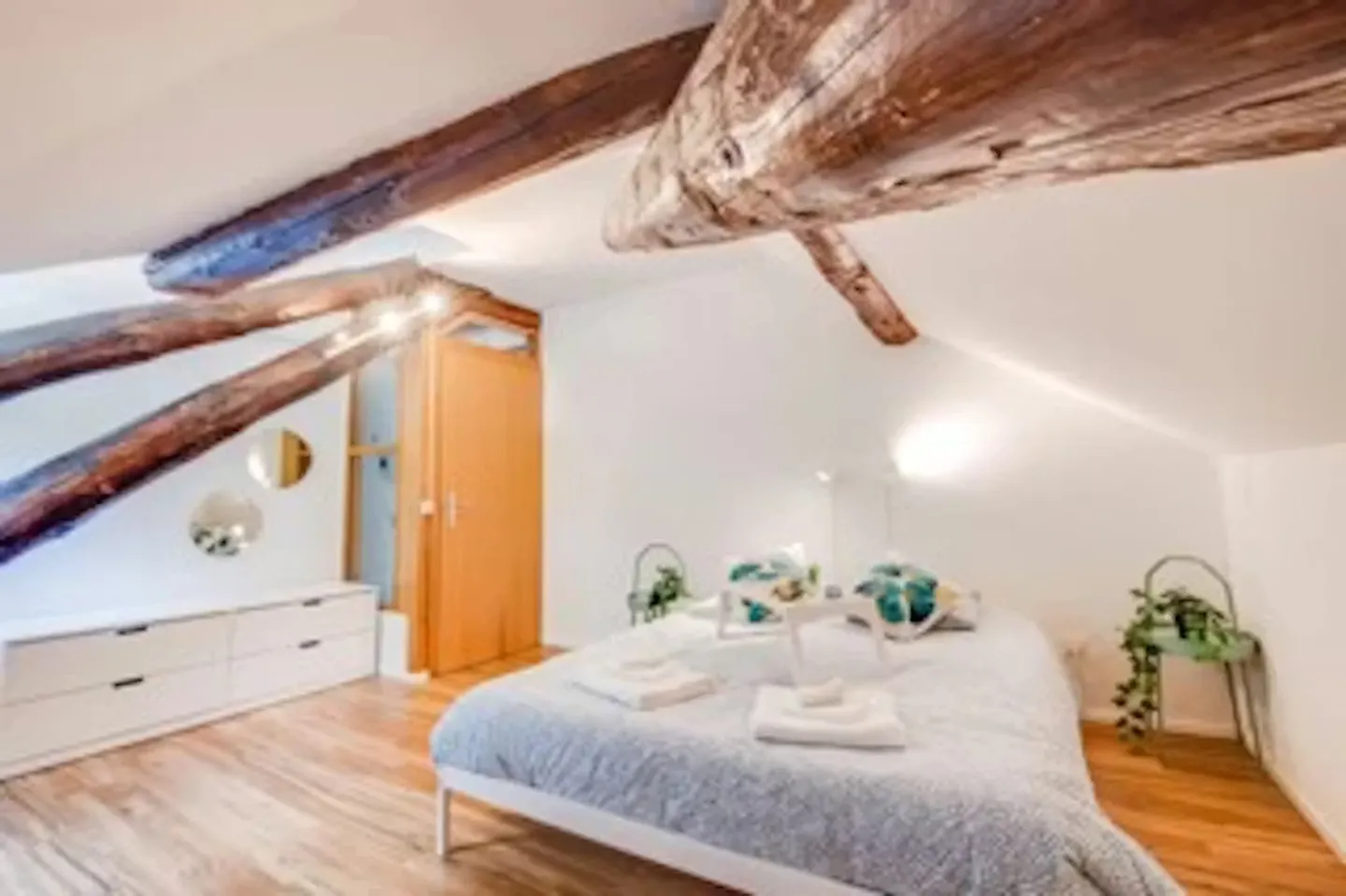 Apartment for rent - Photo 2 of 10