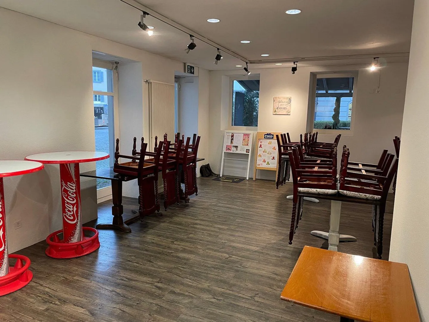 Commercial premises in the center of Altdorf - Photo 4 of 9