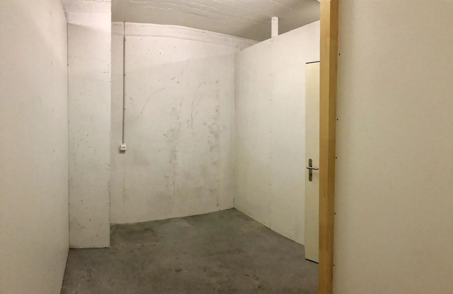 4 1/2-Room Apartment 2nd Floor - Photo 7 of 9