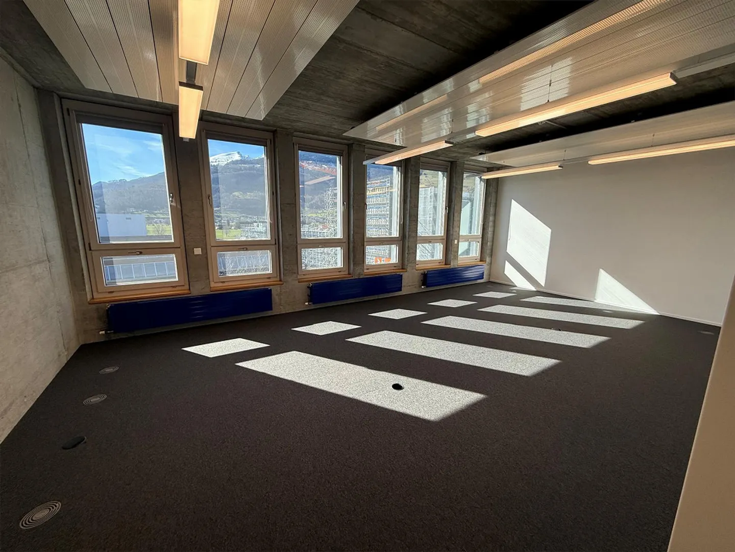 Spazio ufficio attraente (868 m2) - Foto 6 di 14