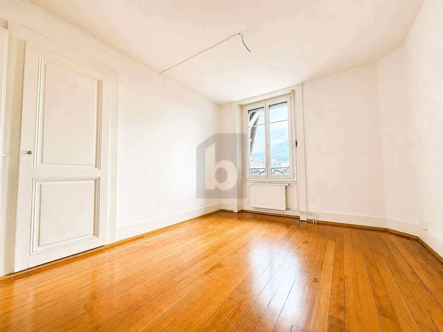 OBERSTE ETAGE ZWISCHEN STADT UND SEE - Foto 3 von 5