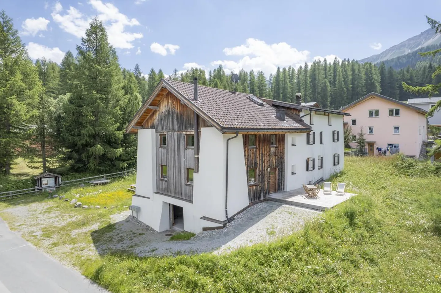 Deux appartements ou maison individuelle à Fuldera Daint dans le Val Müstair - Photo 1 sur 6