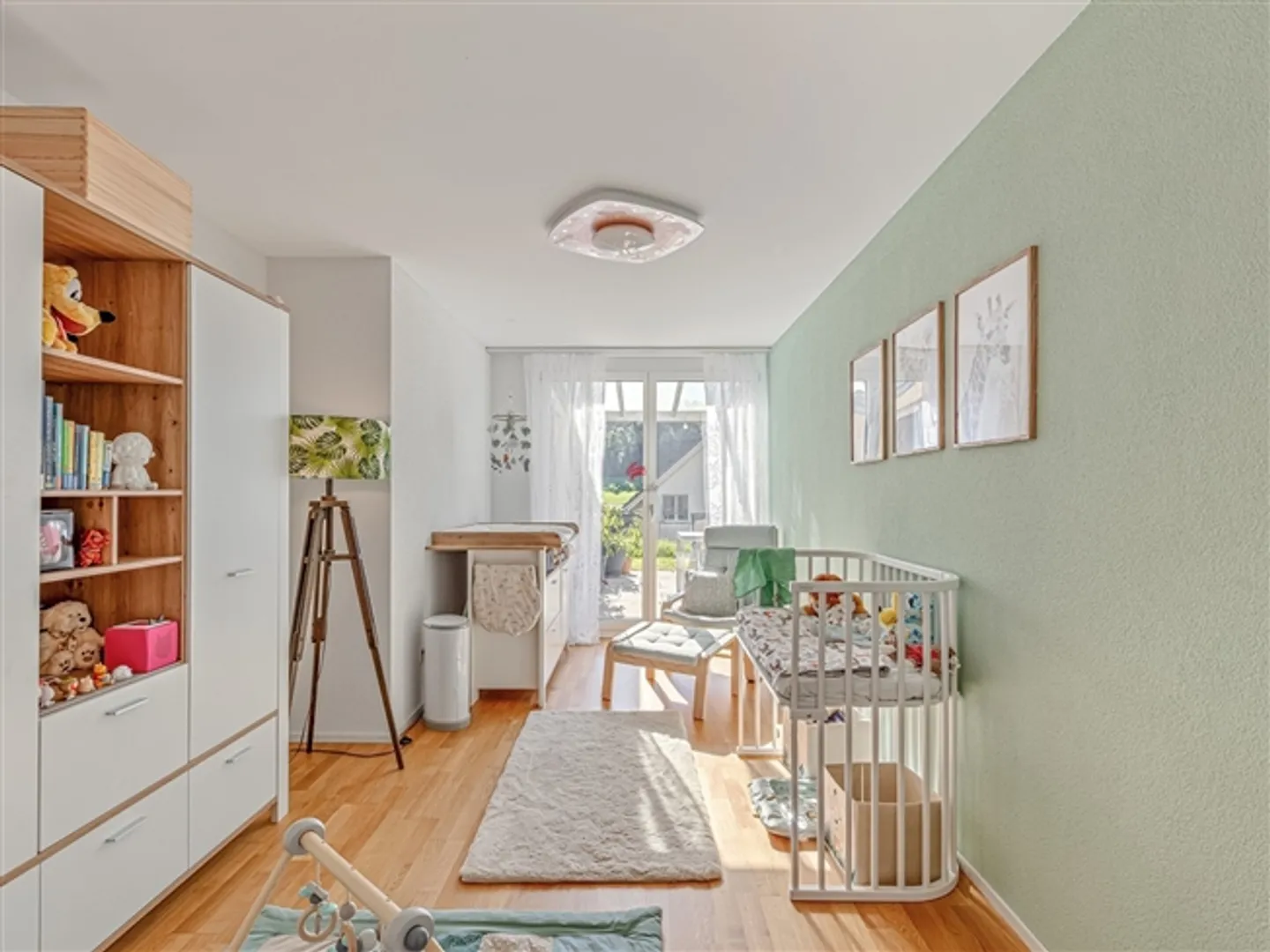 Appartement de jardin lumineux avec vue - Photo 7 sur 11