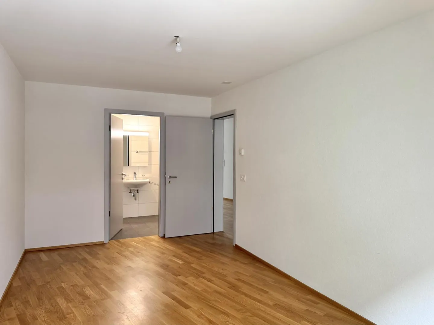 Magnificent 5-room apartment in Morges - Photo 4 of 8