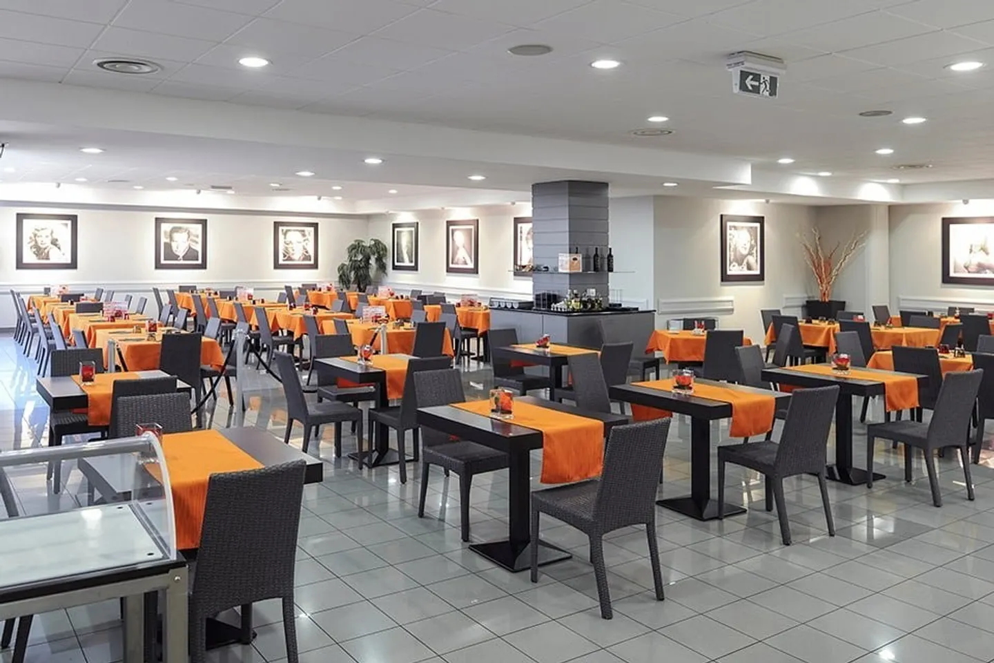 LUGANO NORTH - SPACIOUS OFFICE FOR RENT IN STRATEGIC POSITION (ref. 79) - Photo 16 of 24