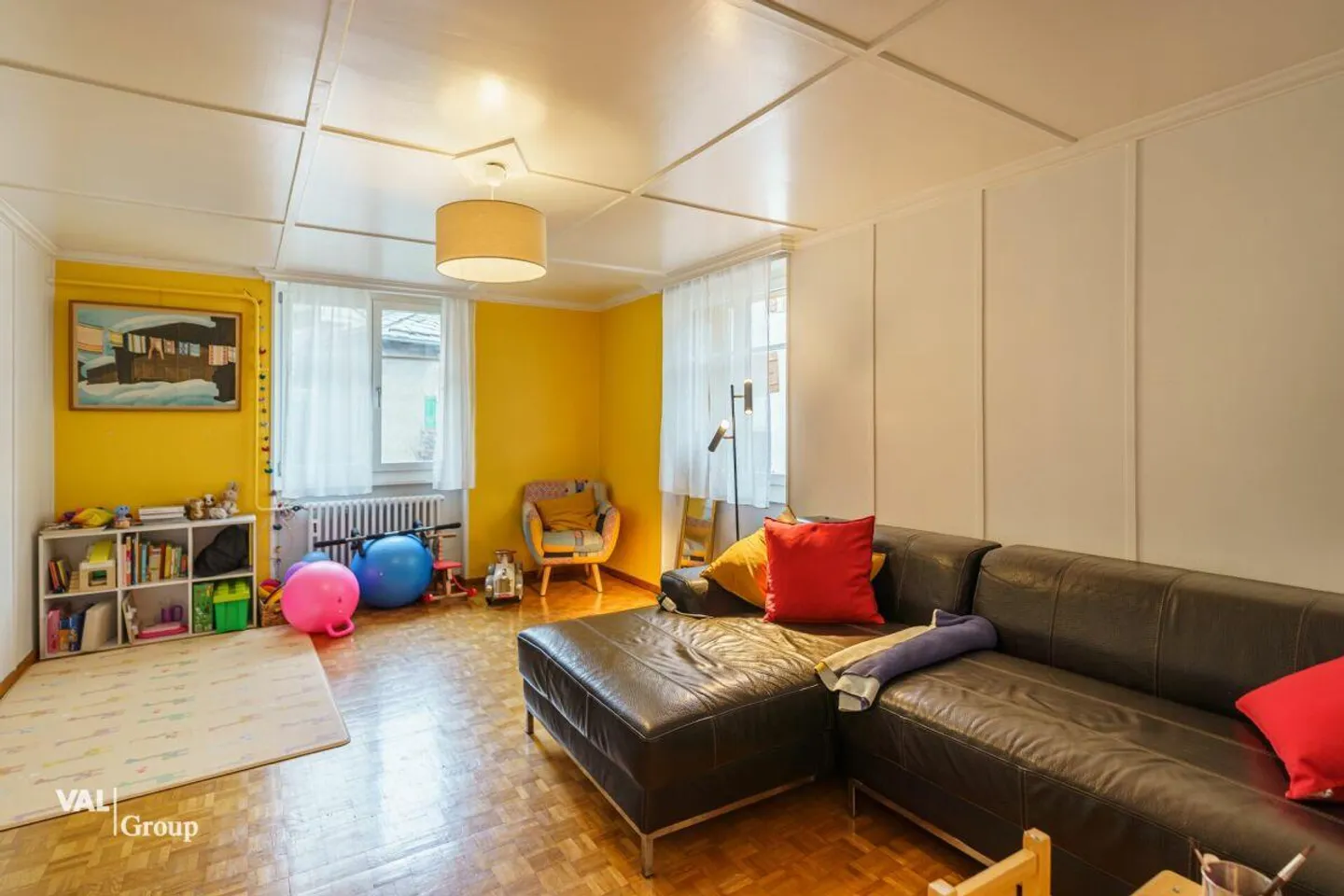 Perla del centro storico di Visp con potenziale e opportunità di sviluppo - Foto 4 di 26