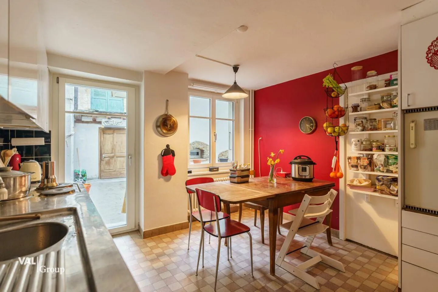 Perla del centro storico di Visp con potenziale e opportunità di sviluppo - Foto 5 di 26