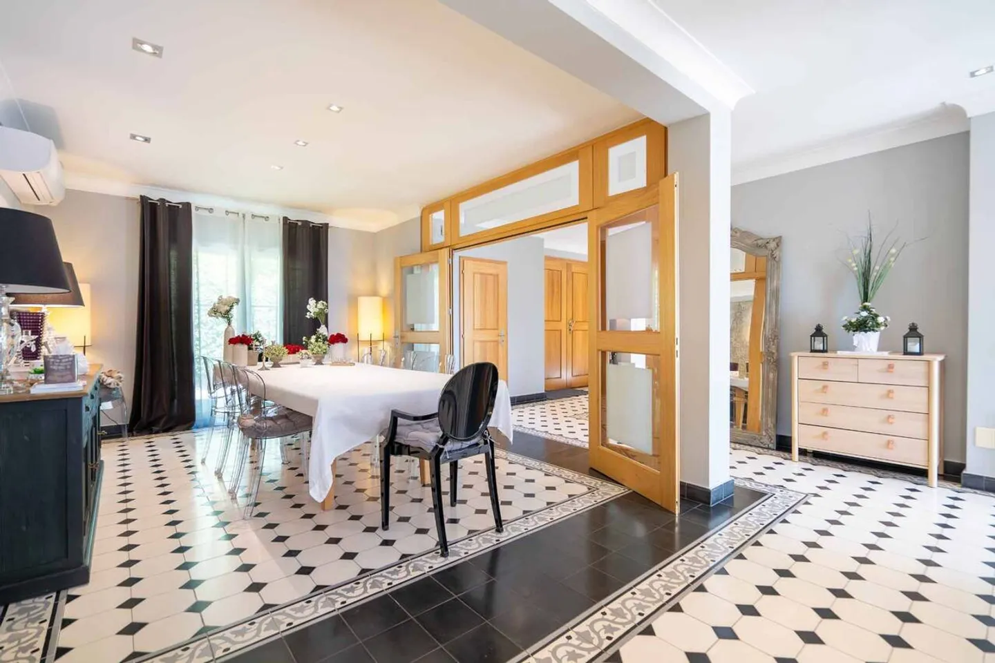 Villa eccezionale nel cuore della natura con vista mozzafiato - Foto 8 di 13