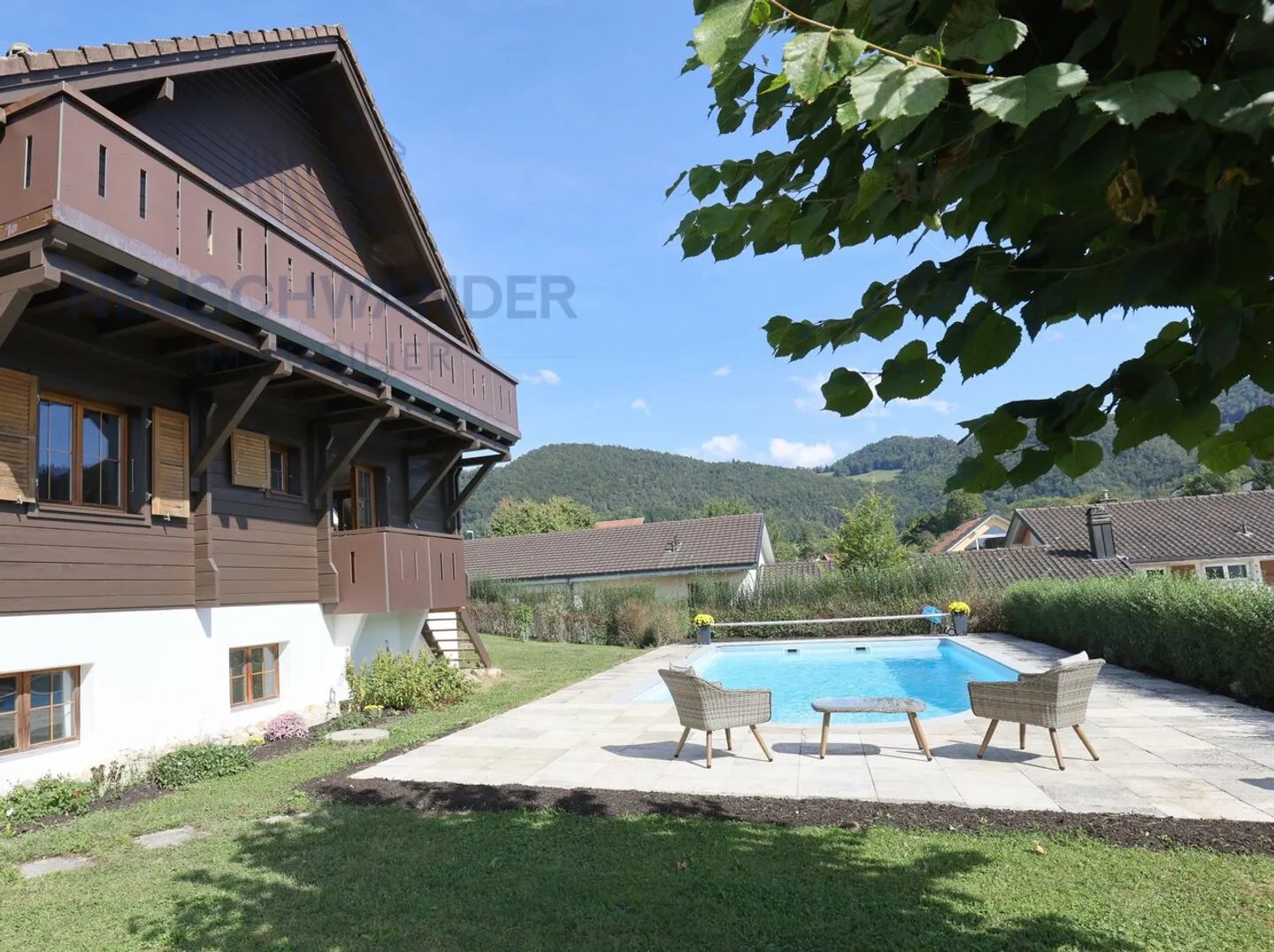Villa 13 rooms - Photo 3 of 14