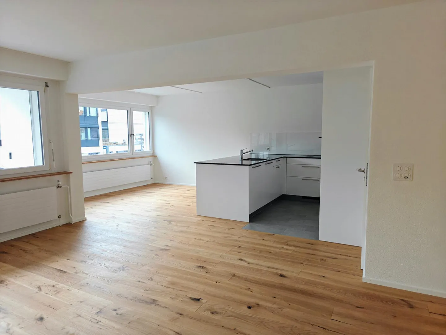 Vie urbaine à Egg - Première occupation directement à la gare - Photo 3 sur 13